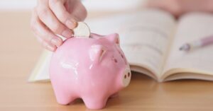 Poupança ainda compensa? Entenda o cenário dos juros e outras opções de investimento