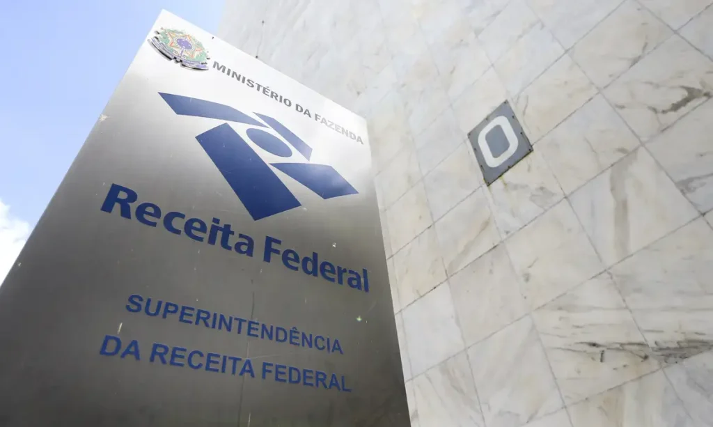 Receita Federal reduz projeção de arrecadação com dividendos para R$ 17,2 bilhões