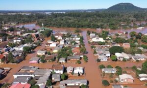Temporal no Rio Grande do Sul deixa quase 60 mil afetados em 218 cidades sob alerta de inundação