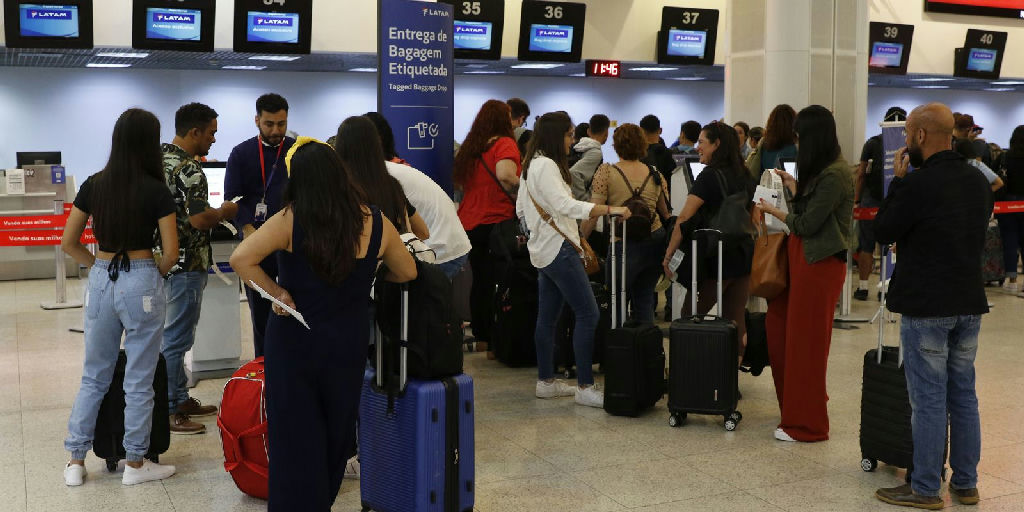 Aeroporto Santos Dumont retoma operações após incidente com aeronave