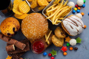 Alimentos ultraprocessados: entenda os riscos ocultos na dieta moderna
