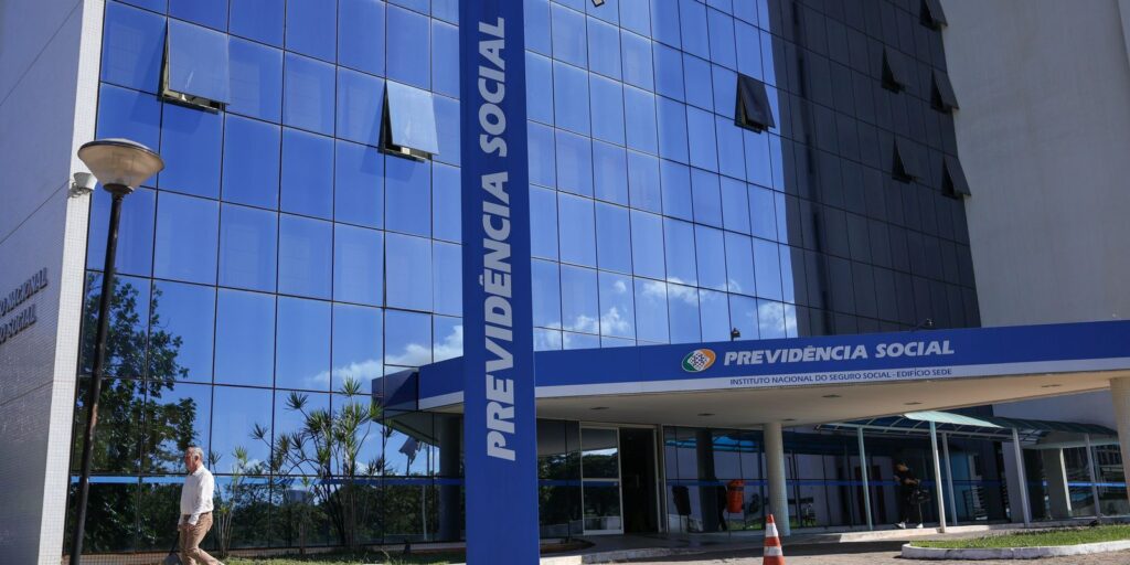 Aposentados já podem contratar consignado pelo Meu INSS sem necessidade de biometria facial