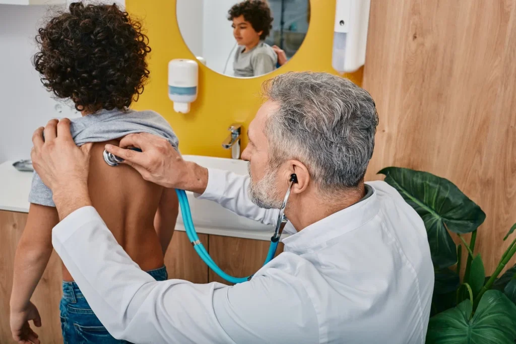 Bronquite: entenda as diferenças entre os tipos, sintomas e as formas de tratamento