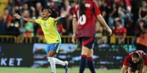 Câmara aprova projeto que impulsiona profissionalização do futebol feminino no Brasil