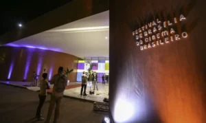 Cancelamento do Festival de Brasília gera indignação no setor audiovisual