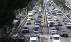 Caos no trânsito: greve da CPTM paralisa linhas e congestiona 750 km em São Paulo