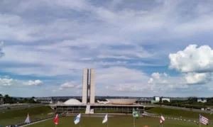 Congresso Nacional retoma atividades com pauta esvaziada e foco em esforço concentrado para votações