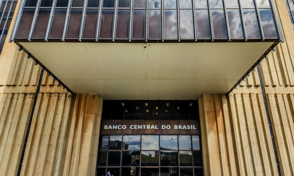 Copom reduz taxa Selic para 14% ao ano em novo ajuste gradual
