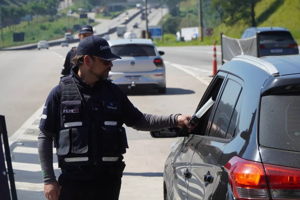 Fiscalização contra álcool ao volante dispara 450% em São Paulo