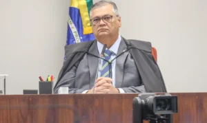 Flávio Dino determina afastamento de Daniel Brandão da presidência do Tce-ma
