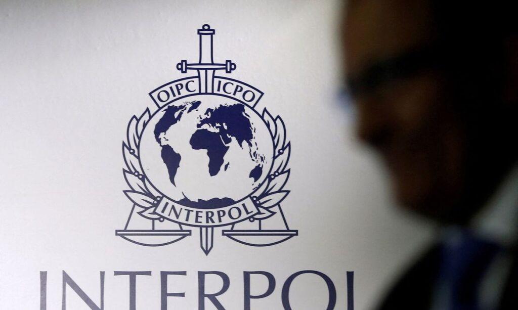 Foragido da Justiça é detido pela Polícia Federal ao retornar da Espanha para o Rio