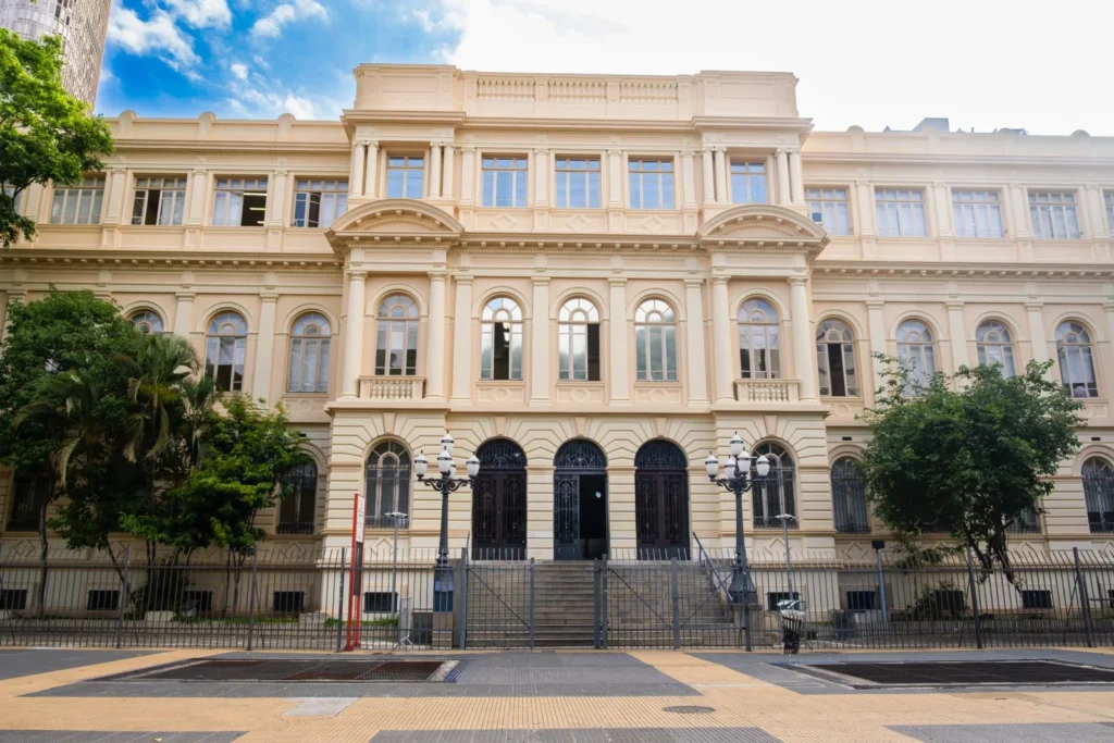 Governo de São Paulo autoriza novo concurso público para 5 mil professores