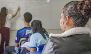 Ideb 2025 registra maior avanço da educação básica em duas décadas no Brasil