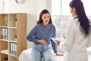 Intoxicação alimentar: entenda os tratamentos e quando buscar ajuda médica