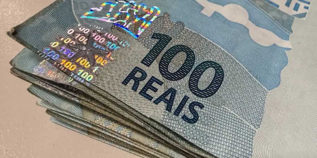Juros da Selic devem corrigir mais da metade da Dívida Pública Federal, projeta Tesouro