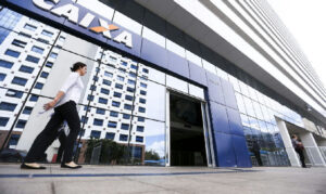 Lucro da Caixa sobe 5,9% no segundo trimestre impulsionado pelo crédito imobiliário