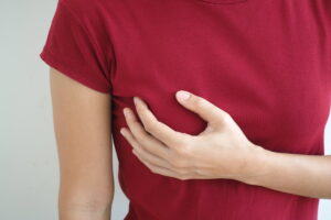 Mamilos inchados: entenda as causas comuns e quando buscar orientação médica