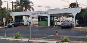 Moraes autoriza saída de Bolsonaro para tratamento odontológico sob sigilo
