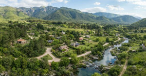 Nono: a aldeia argentina de 2 mil habitantes que encanta turistas com paisagens que remetem à Suíça