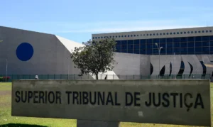 Nova legislação impõe filtros para recursos e visa desafogar o STJ
