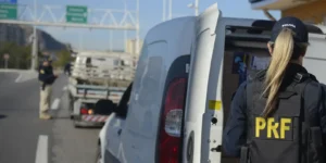Novas regras da Lei Seca oficializam uso de pré-teste em fiscalizações de trânsito