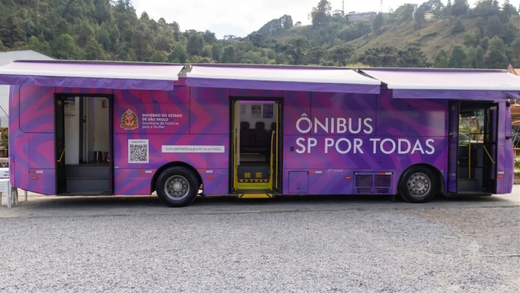 Ônibus SP por Todas leva acolhimento e proteção a mulheres na Festa do Peão de Barretos