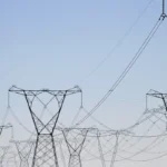 ONS ordena novo corte na oferta de energia em 2026 para preservar segurança do sistema elétrico