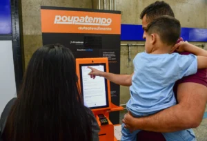 Poupatempo autoatendimento chega ao metrô de São Paulo para otimizar serviços