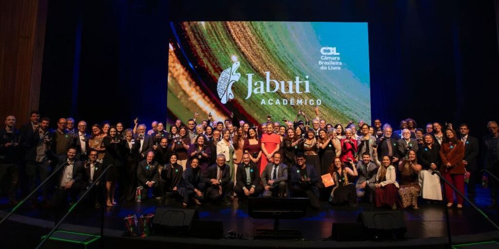 Prêmio Jabuti Acadêmico consagra produções científicas e homenageia José Goldemberg em São Paulo