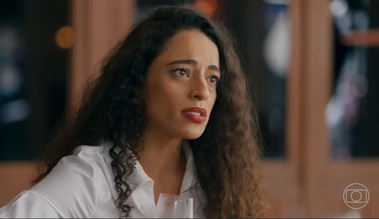 Reviravolta em Quem Ama Cuida: romance entre Lyris e Ulisses ameaça plano de vingança
