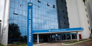 Salário-maternidade do INSS: entenda como pais podem receber o benefício por 120 dias