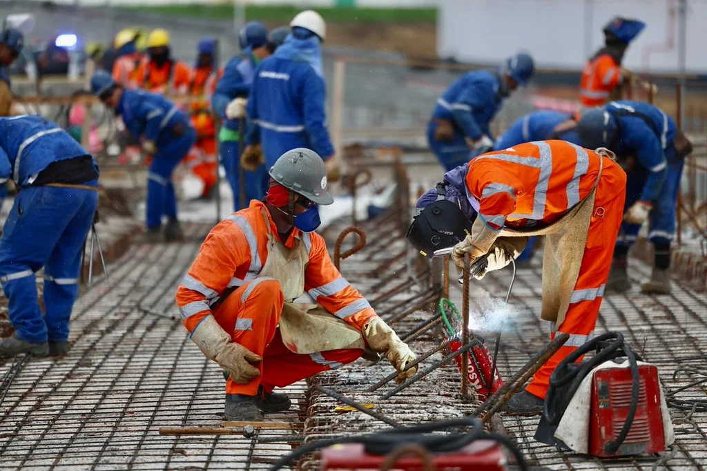 Setor de construção civil em São Paulo oferece 899 vagas de emprego nesta segunda-feira