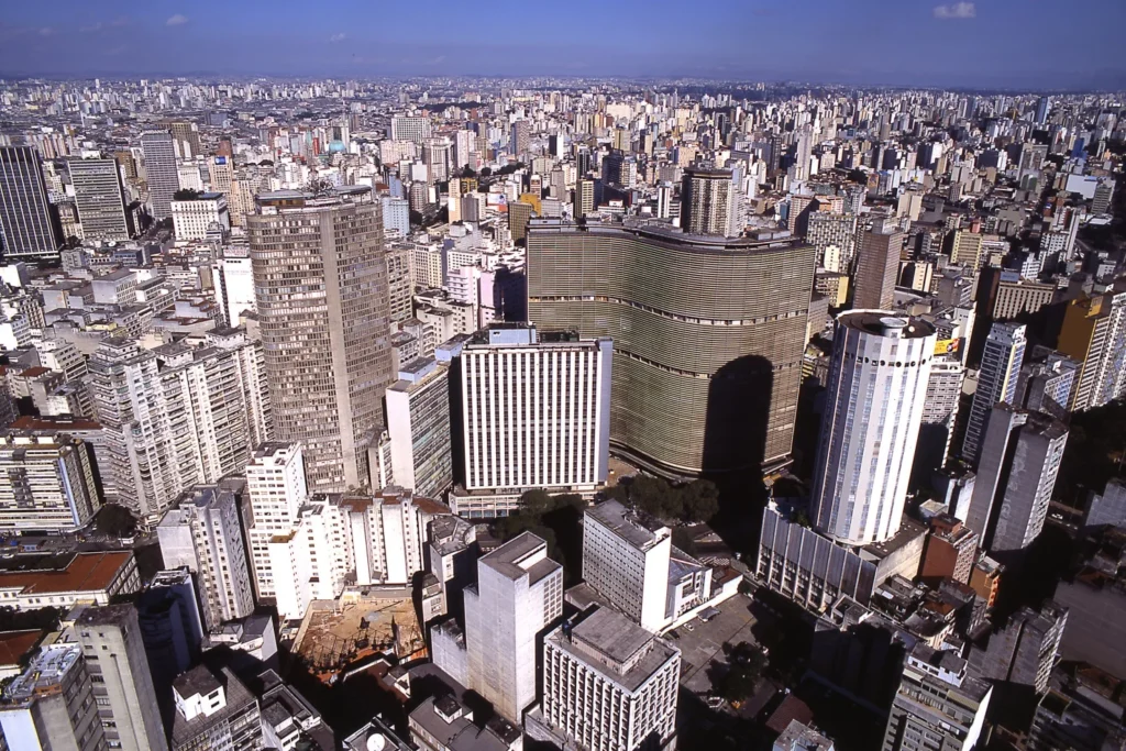 Sexta-feira em São Paulo terá sol e alerta para baixa umidade do ar