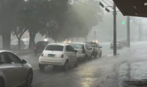 Tempestades no Rio Grande do Sul deixam mais de 2,6 mil pessoas desalojadas