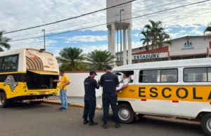 Transporte escolar: como verificar a segurança e a regularidade antes da contratação