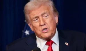 Trump limita cidadania por nascimento nos EUA com novos decretos após revés judicial