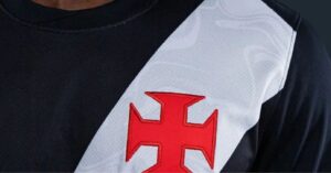 Vasco sonda titular do Boca Juniors e intensifica busca por reforços no mercado