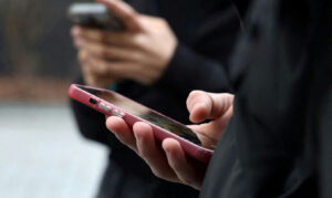 A ascensão das bets entre jovens e o alerta sobre o risco de dependência precoce