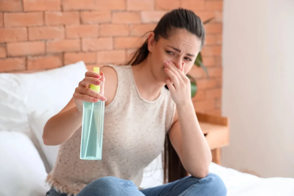 Alergia a perfume: entenda os sintomas e como identificar o gatilho da reação