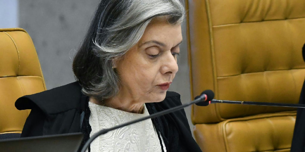 Cármen Lúcia lamenta 'mal-estar cívico' causado pelo STF em meio a denúncias
