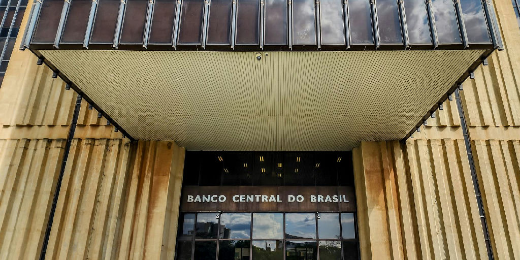 Copom inicia reunião decisiva com expectativa de novo corte na taxa Selic