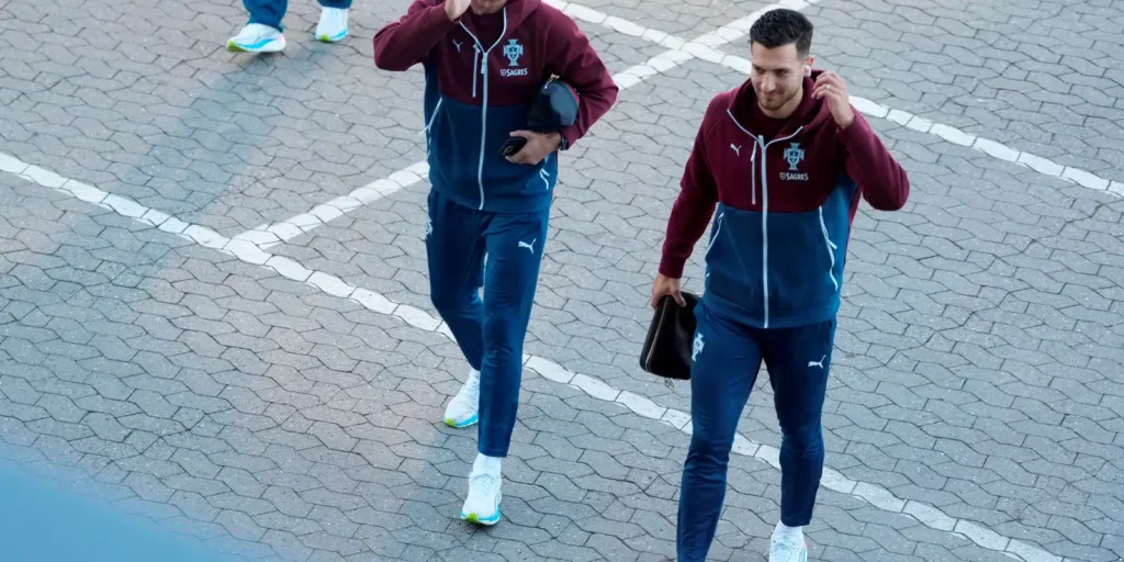 Cristiano Ronaldo deixa concentração de Portugal após atrito com técnico Jorge Jesus