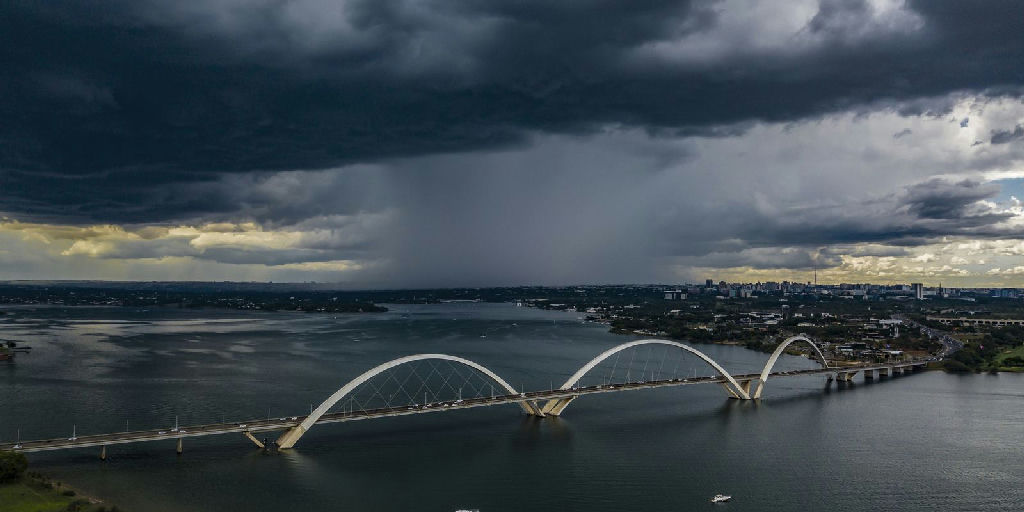 Defesa Civil prevê tempestades e ventos de 60 km/h no DF com influência do El Niño na primavera