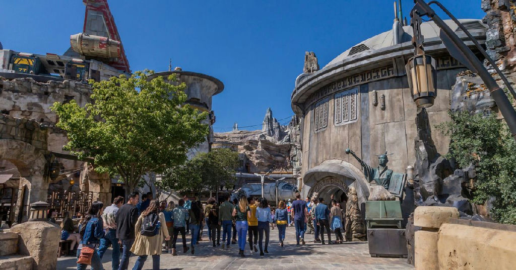 Disney anuncia ingresso promocional exclusivo para brasileiros em 2027