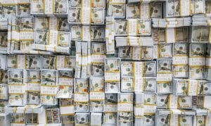 Dólar sobe e se aproxima de R$ 5,20 em dia de instabilidade nos mercados globais
