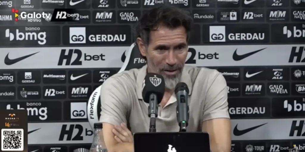 Eduardo Domínguez blinda Alan Minda após empate do Atlético-mg e projeta evolução