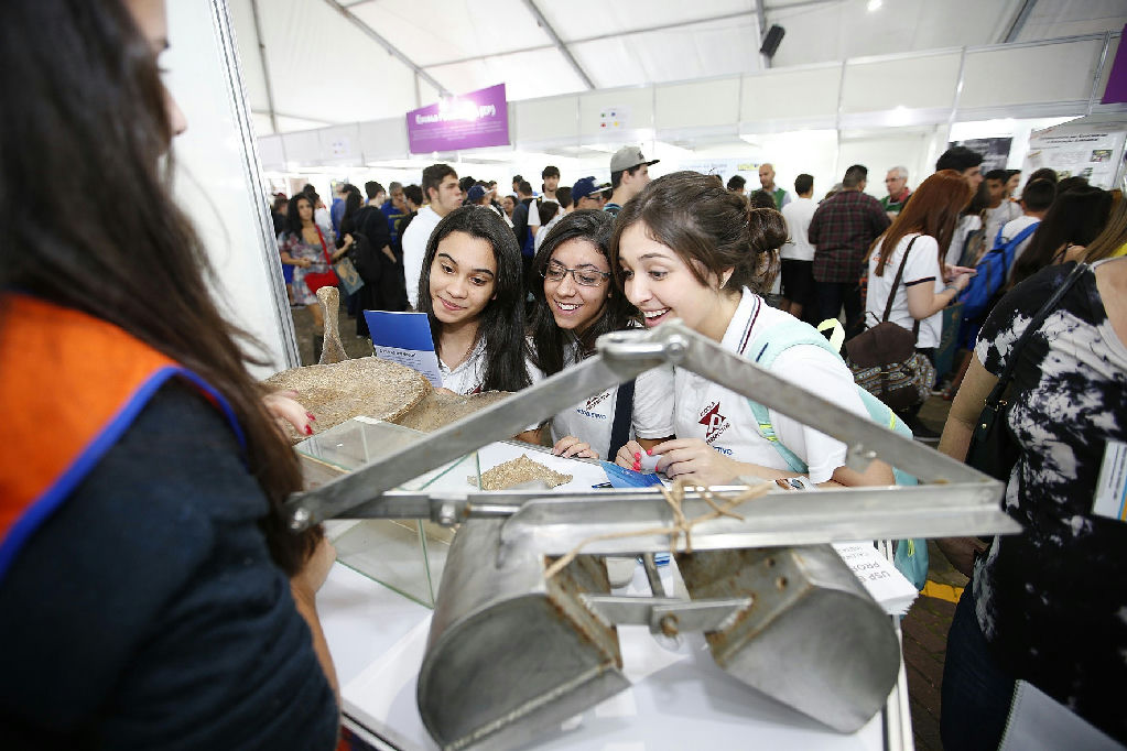 Feira USP e as Profissões abre portas para estudantes em setembro com foco em orientação