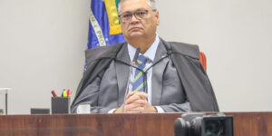 Flávio Dino anula ordem de Mendonça e permite que Tabet mantenha post sobre Nossa Senhora