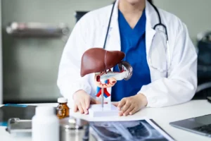 Hepatite: entenda os diferentes tipos, riscos e a importância do diagnóstico precoce