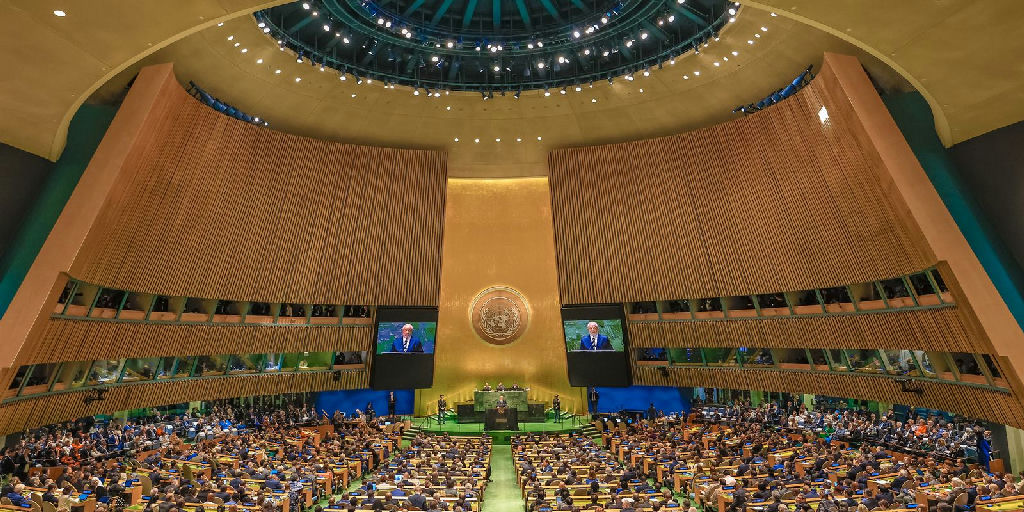 Lula discursa na Assembleia Geral da ONU em meio a debates sobre reforma global